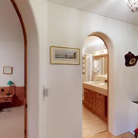 Romana 4 Apartment
